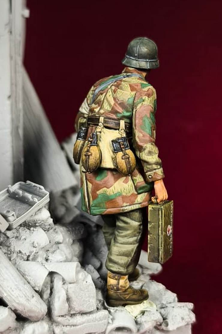 Fallshirmjager paramedic - 1944